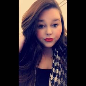 Meet your Posher, Holly